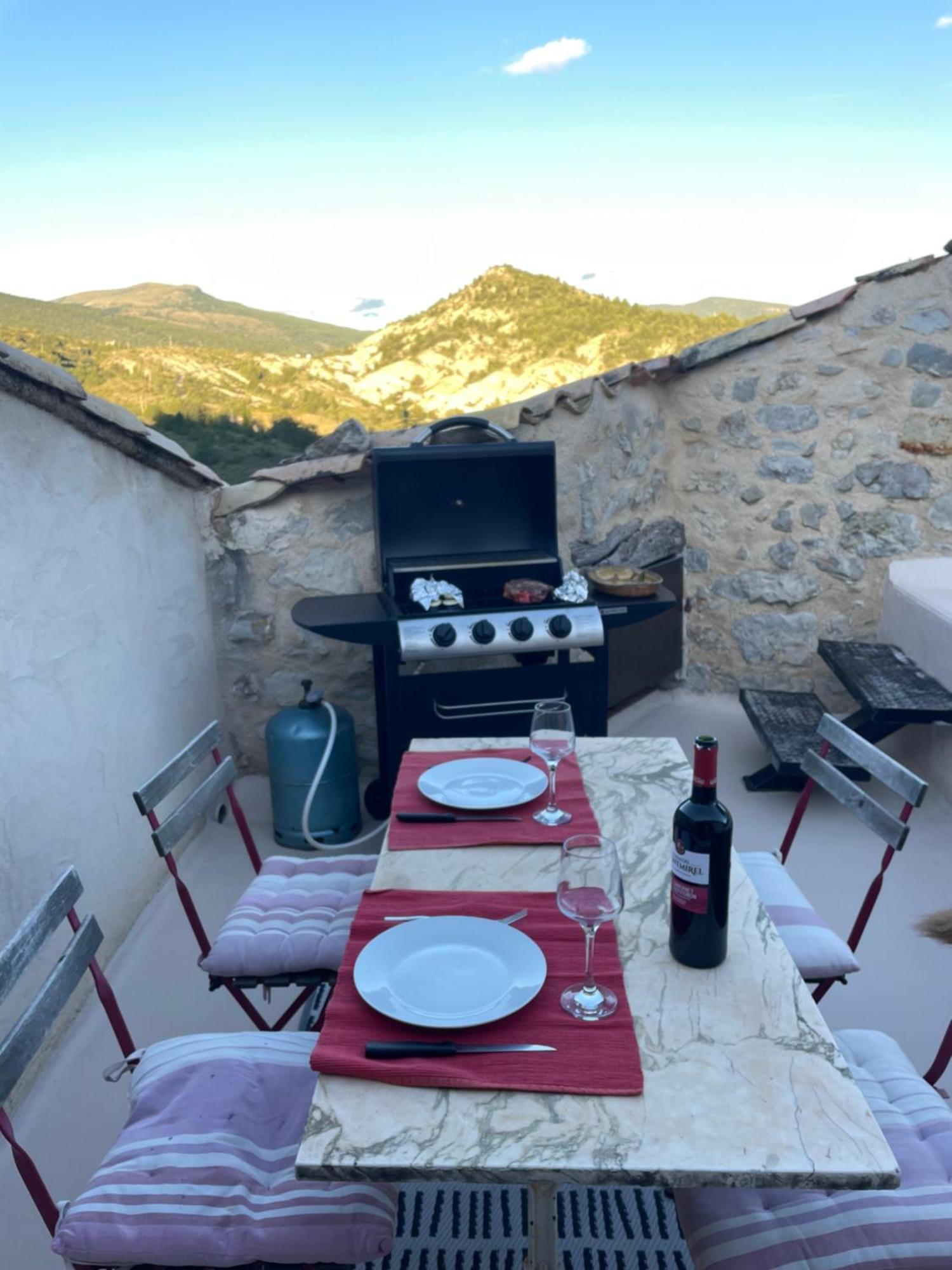 La Maison De Vergol Montbrun-les-Bains Εξωτερικό φωτογραφία